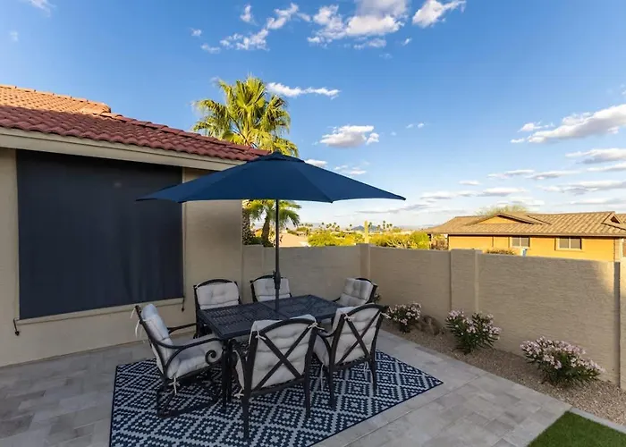 3br Hilltop Oasis With Pool Hot Tub & Mountain Views